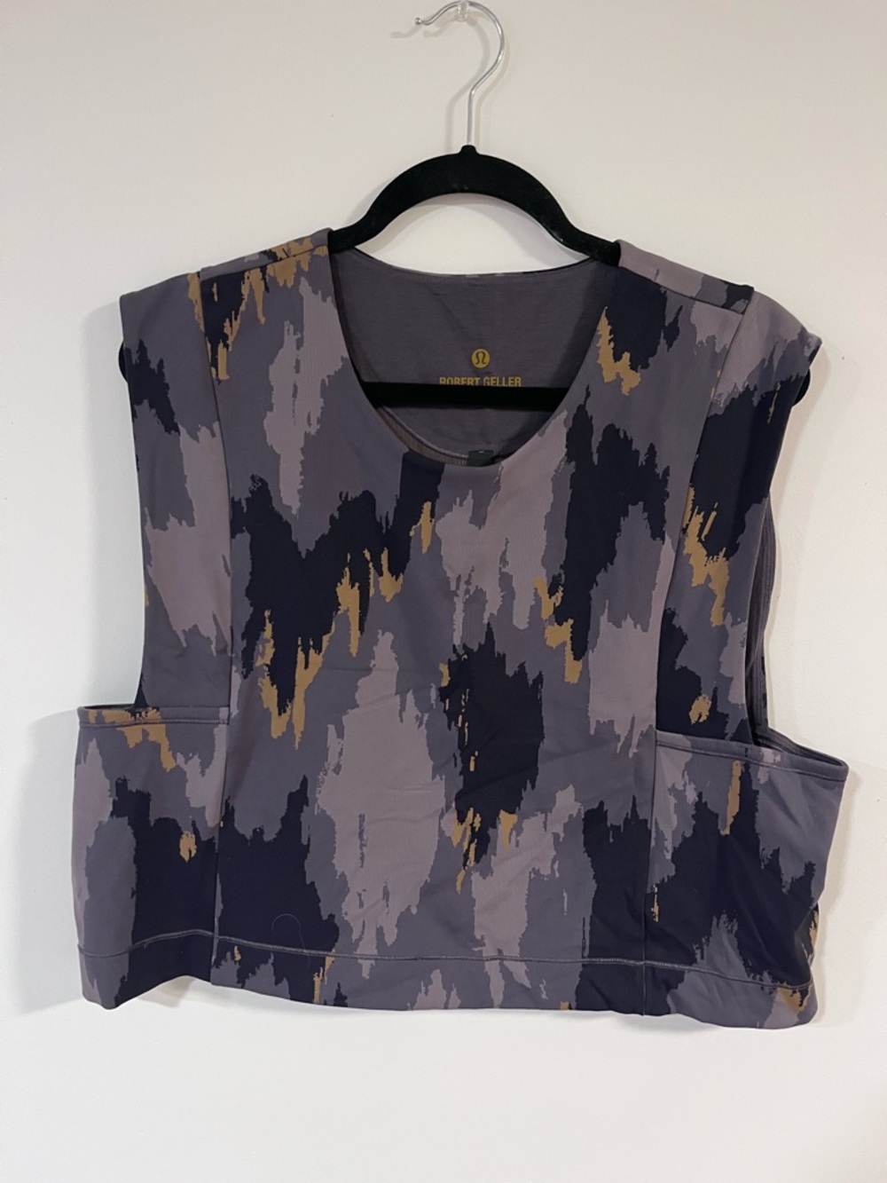 Lululemon Robert Geller Women's Gray & Navy Abstract Print Sleeveless Top